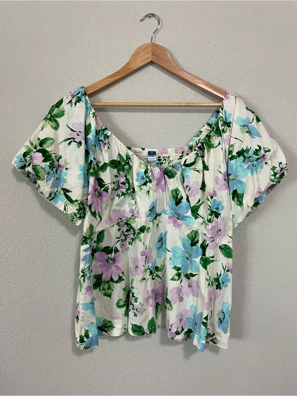 Old Navy Floral Peasant Top puff sleeve feminine spring summer office XL